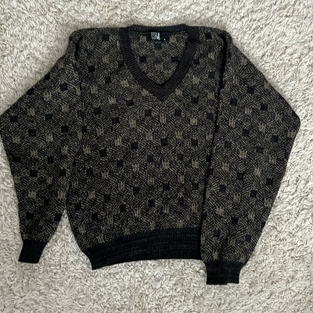 PATTERNED SWEATER